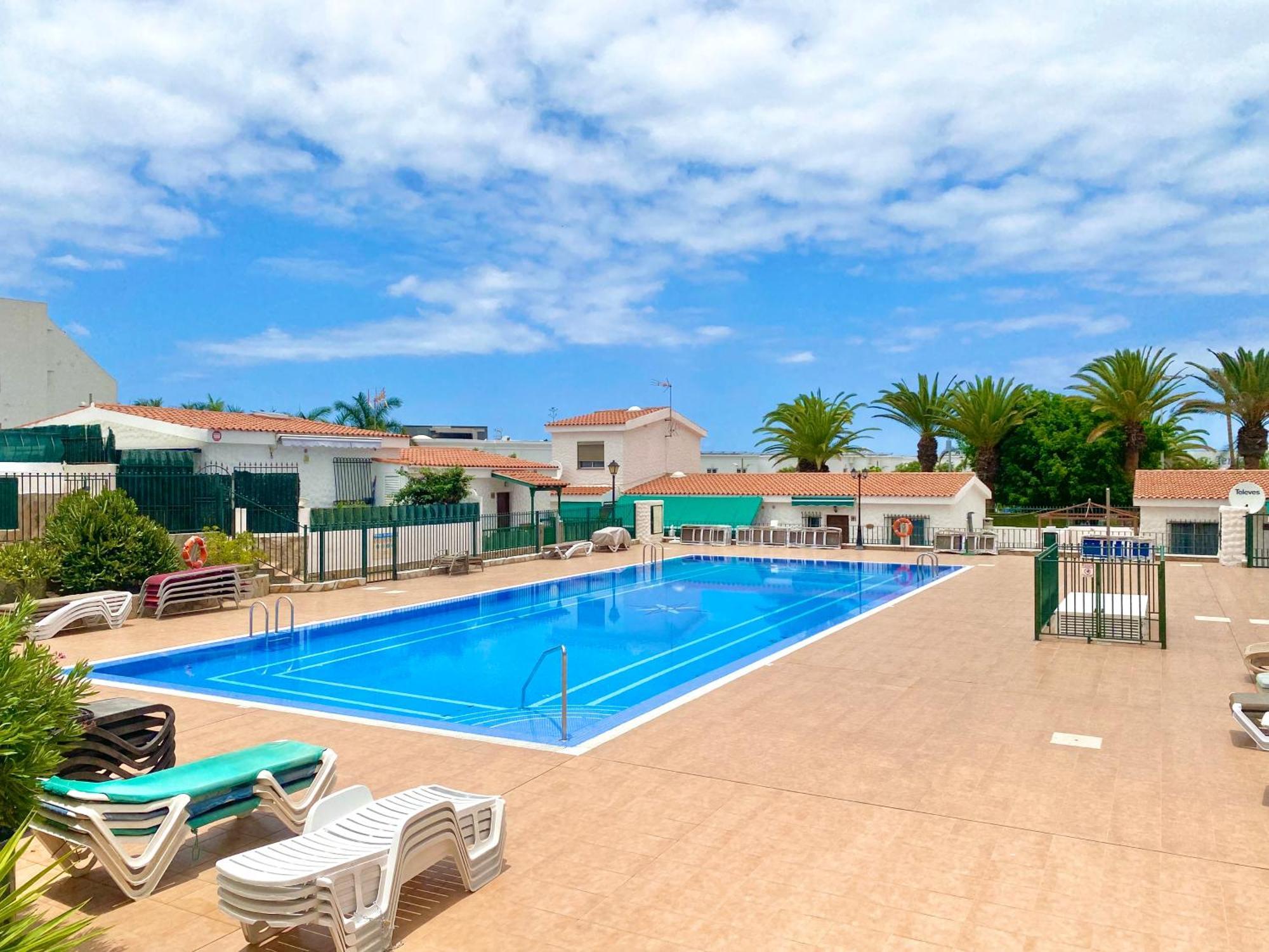 Adeje Beach Apartament + Parking Costa Adeje  ภายนอก รูปภาพ